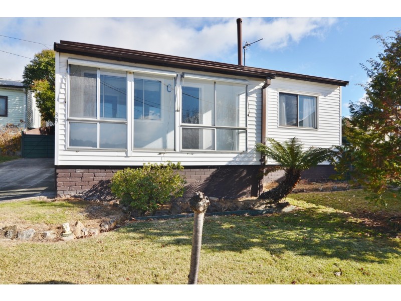 39 Bayonet Street, Lithgow NSW 2790