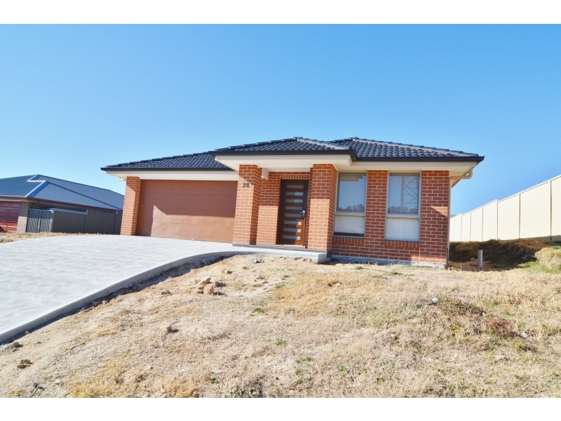 38 Kirkley Street, Lithgow NSW 2790