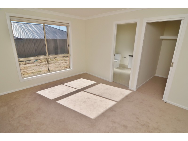 38 Kirkley Street, Lithgow NSW 2790