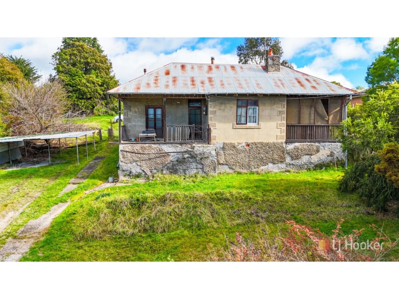 11 Burton Street, Portland NSW 2847