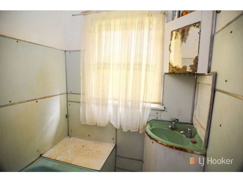 11 Burton Street, Portland NSW 2847