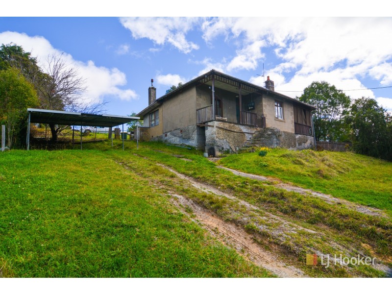 11 Burton Street, Portland NSW 2847