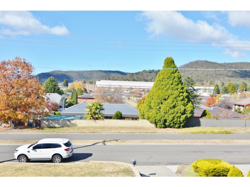 83 Musket Parade, Lithgow NSW 2790