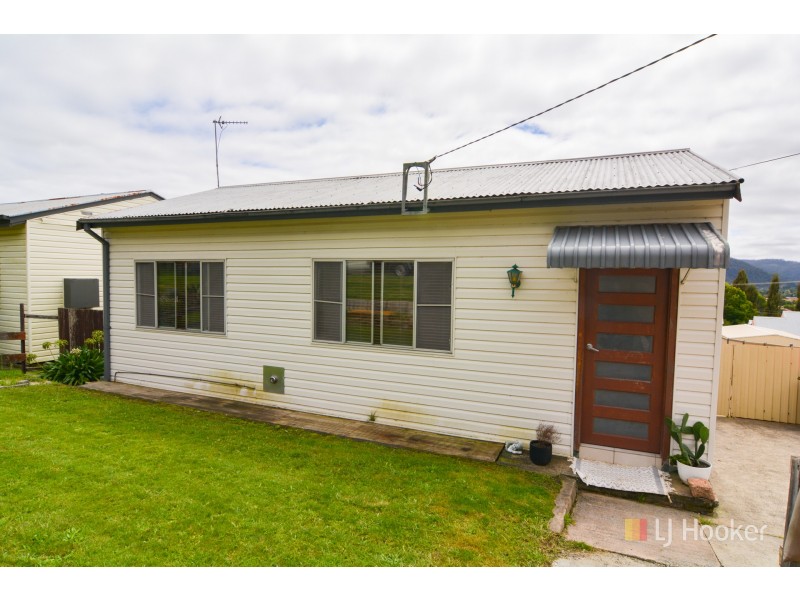 24 Fourth Street, Lithgow NSW 2790