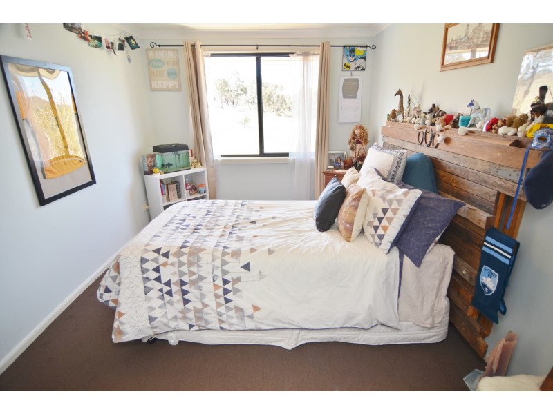 10 Walker Drive, Wallerawang NSW 2845