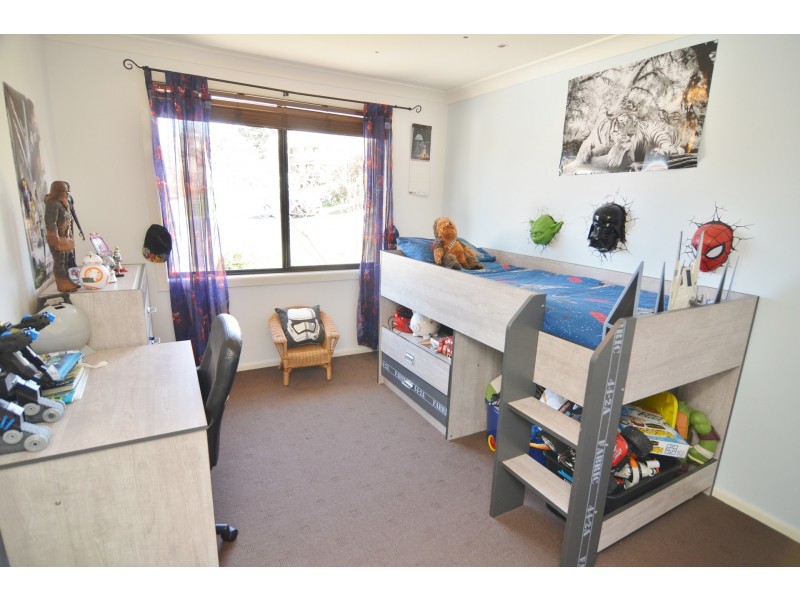 10 Walker Drive, Wallerawang NSW 2845