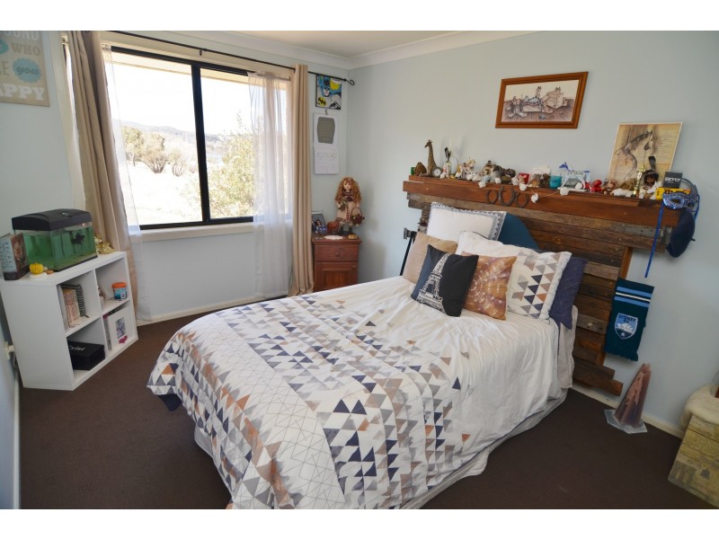 10 Walker Drive, Wallerawang NSW 2845