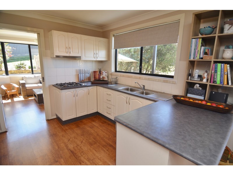 10 Walker Drive, Wallerawang NSW 2845