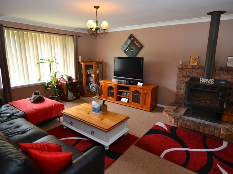 34 Maple Crescent, Lithgow NSW 2790