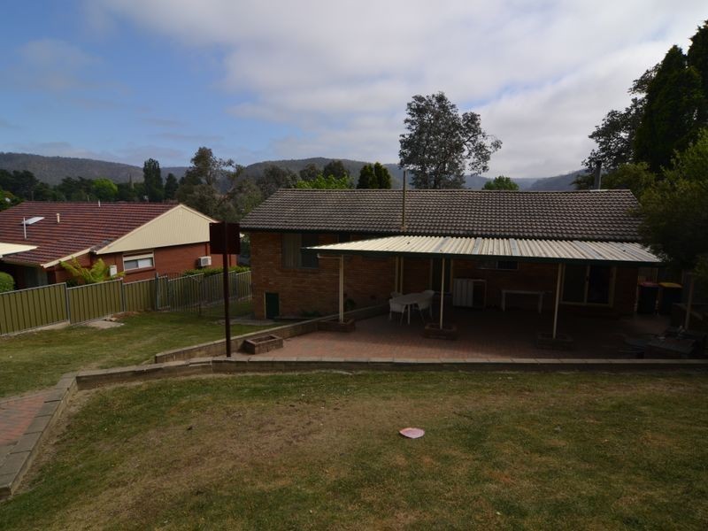 34 Maple Crescent, Lithgow NSW 2790