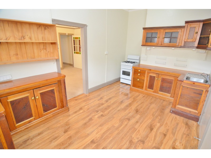 17 Atkinson Street, Lithgow NSW 2790
