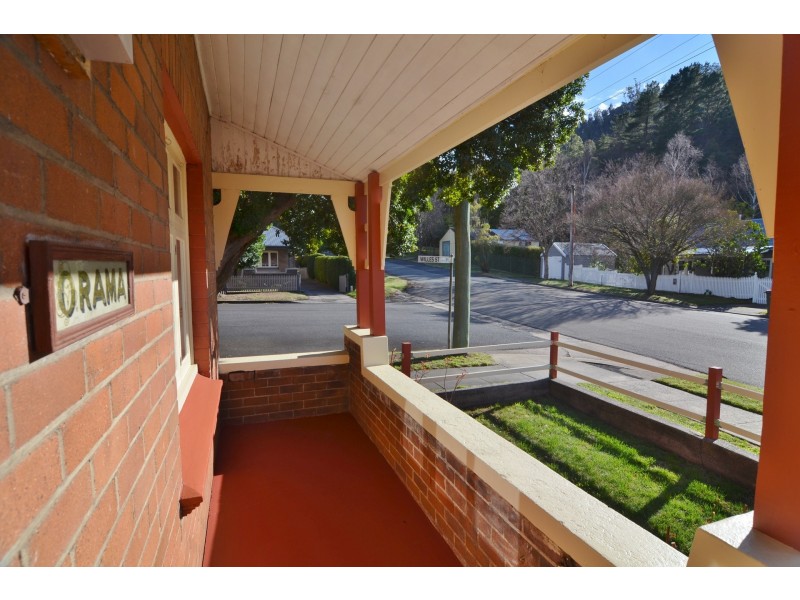 17 Atkinson Street, Lithgow NSW 2790