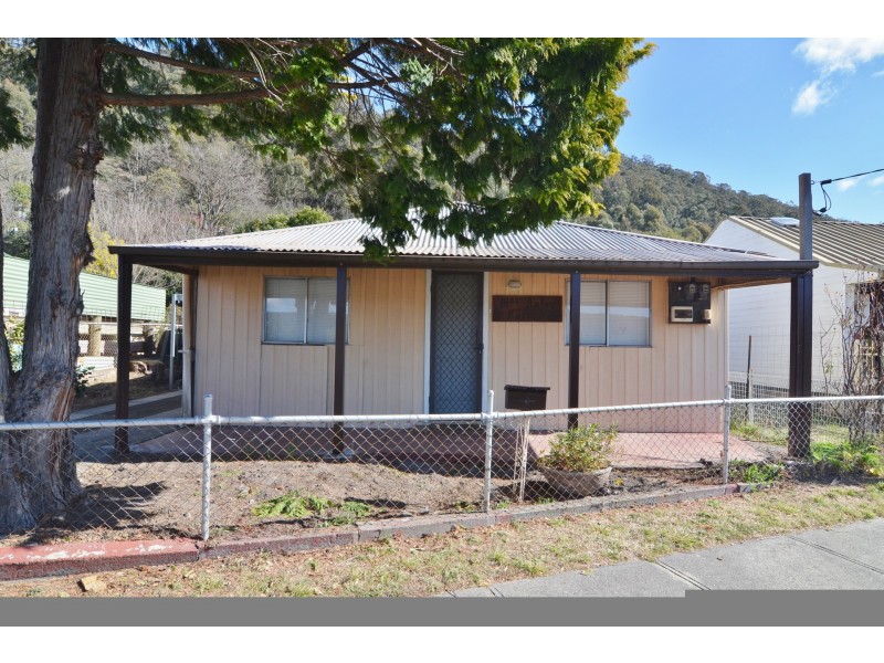 58 Macauley Street, Lithgow NSW 2790