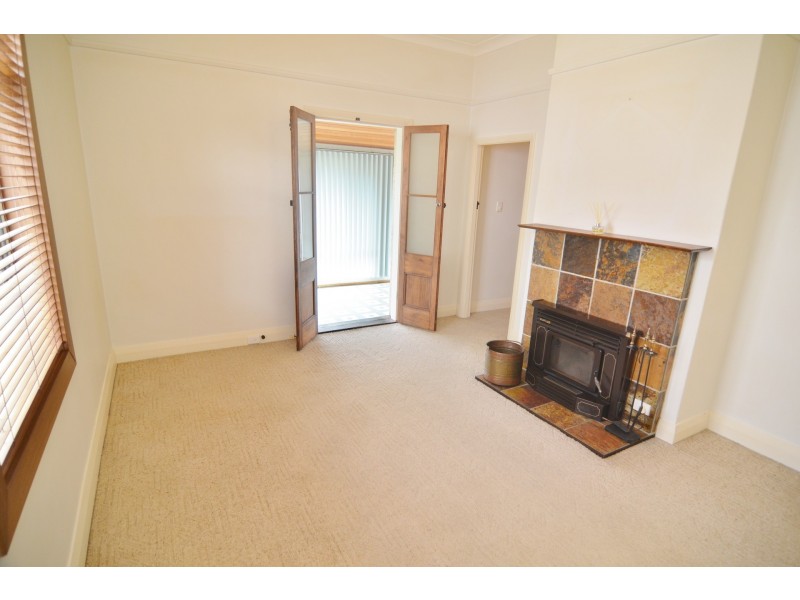 6 Passchendale Street, Lithgow NSW 2790