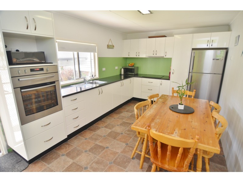 14 Dulhunty Street, Portland NSW 2847