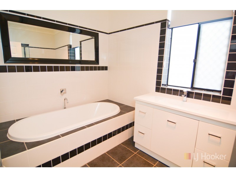 25 Ferro Street, Lithgow NSW 2790