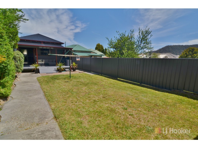 25 Ferro Street, Lithgow NSW 2790