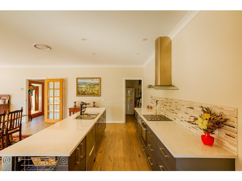 28 Arcadia Place, Meadow Flat NSW 2795