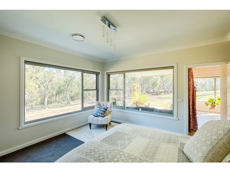 28 Arcadia Place, Meadow Flat NSW 2795