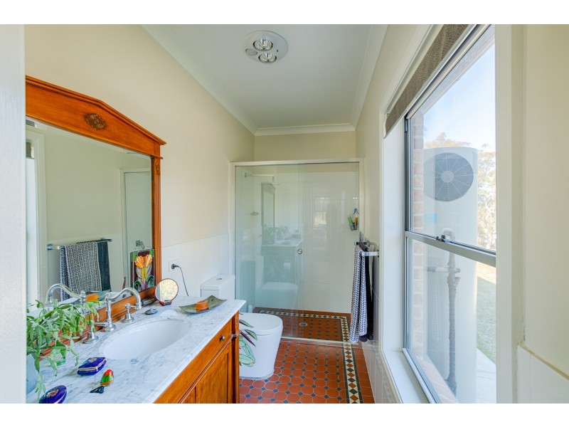 28 Arcadia Place, Meadow Flat NSW 2795