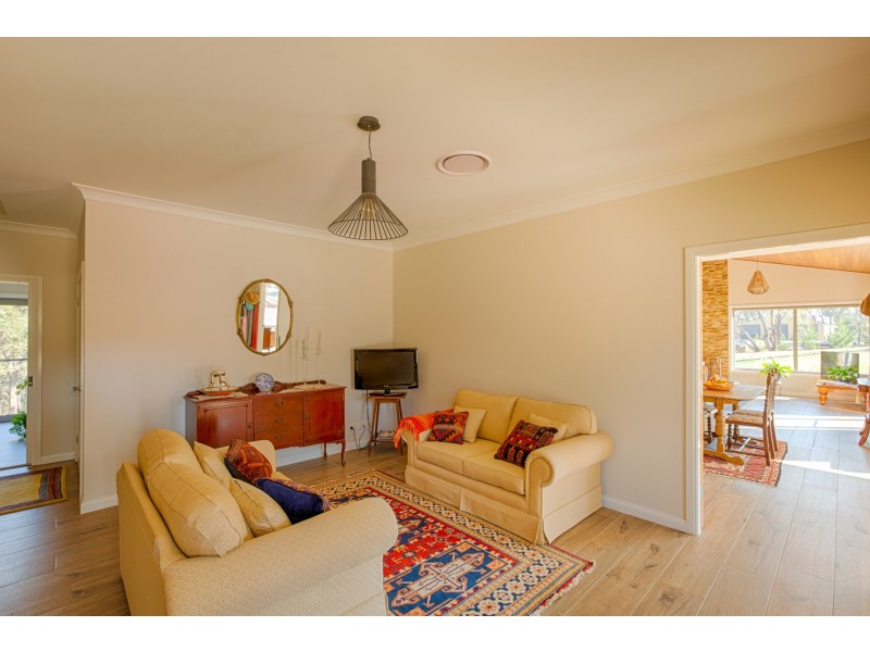 28 Arcadia Place, Meadow Flat NSW 2795