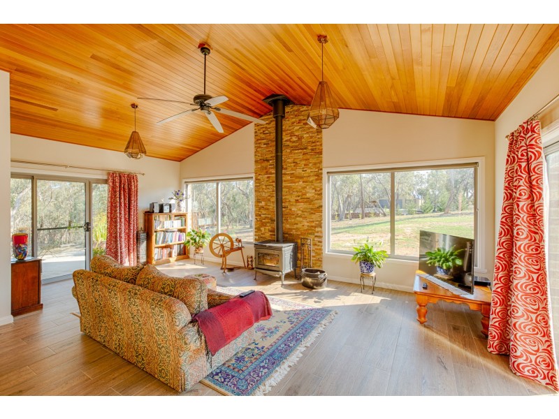 28 Arcadia Place, Meadow Flat NSW 2795