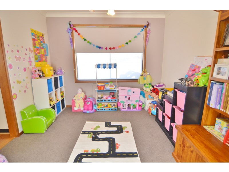 28 Chivers Close, Lithgow NSW 2790