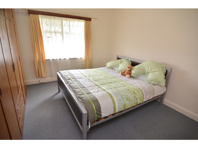 89 Rifle Parade, Lithgow NSW 2790