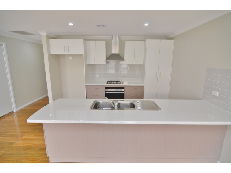11/15 Hoskins Avenue, Lithgow NSW 2790