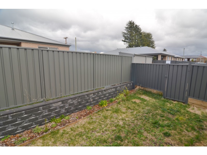 11/15 Hoskins Avenue, Lithgow NSW 2790