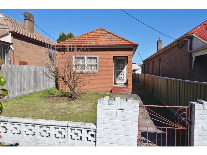 22 Calero Street, Lithgow NSW 2790