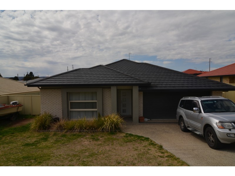 58 Cary Avenue, Wallerawang NSW 2845