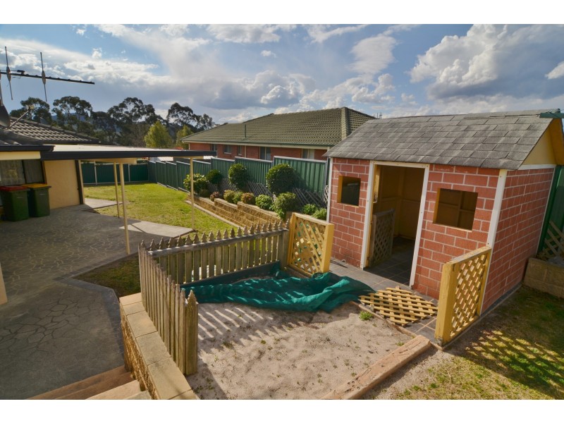 19 Robinia Drive, Lithgow NSW 2790