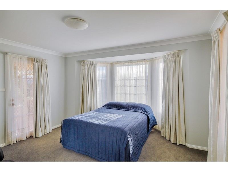 2 Korra Street, Marrangaroo NSW 2790