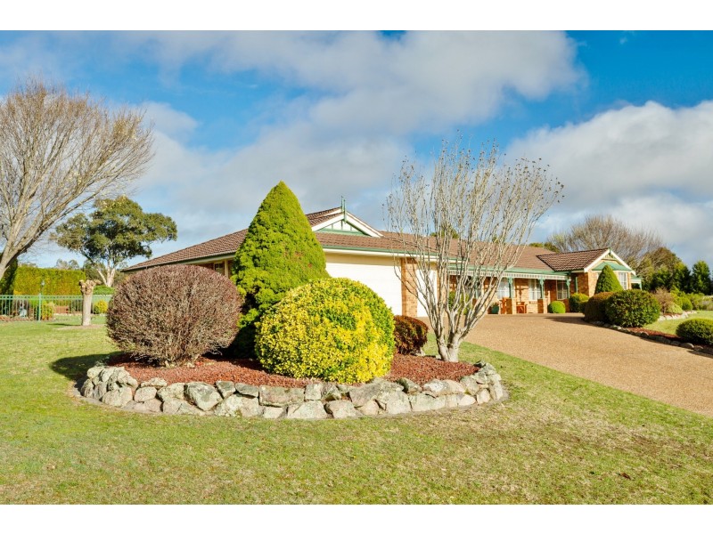 2 Korra Street, Marrangaroo NSW 2790