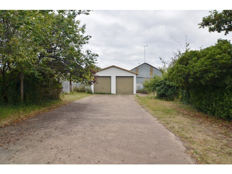 15 Williwa Street, Portland NSW 2847