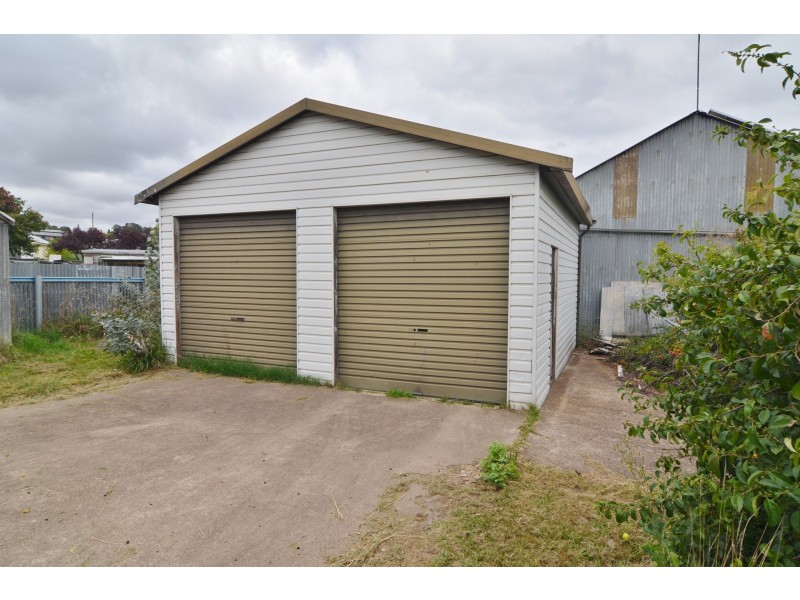 15 Williwa Street, Portland NSW 2847