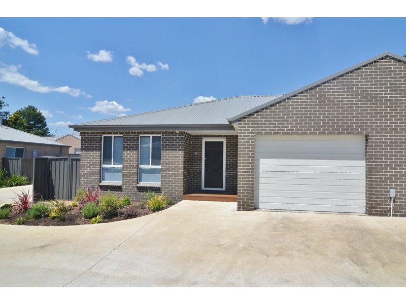 1/15 Hoskins Avenue, Lithgow NSW 2790
