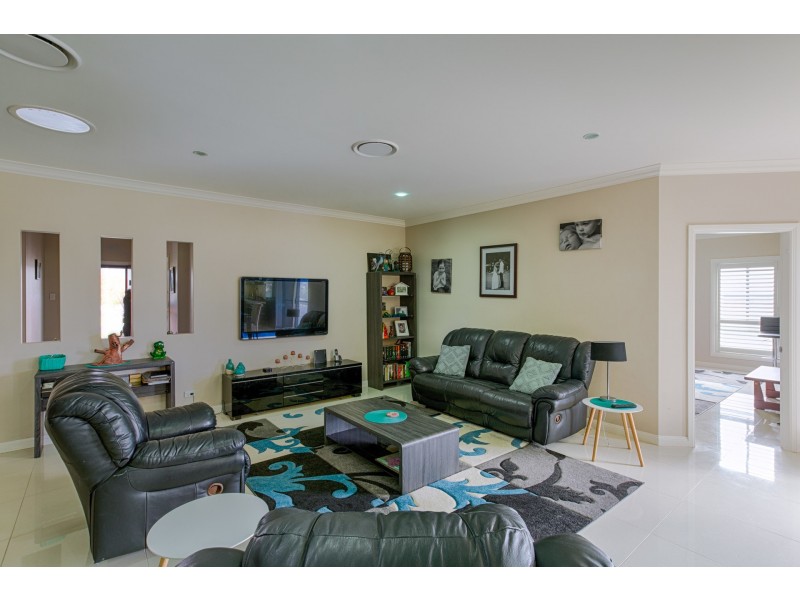 16 Robertson Street, Lithgow NSW 2790