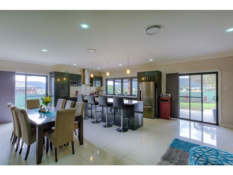 16 Robertson Street, Lithgow NSW 2790