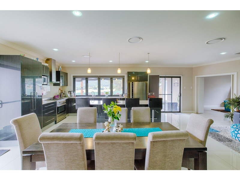 16 Robertson Street, Lithgow NSW 2790