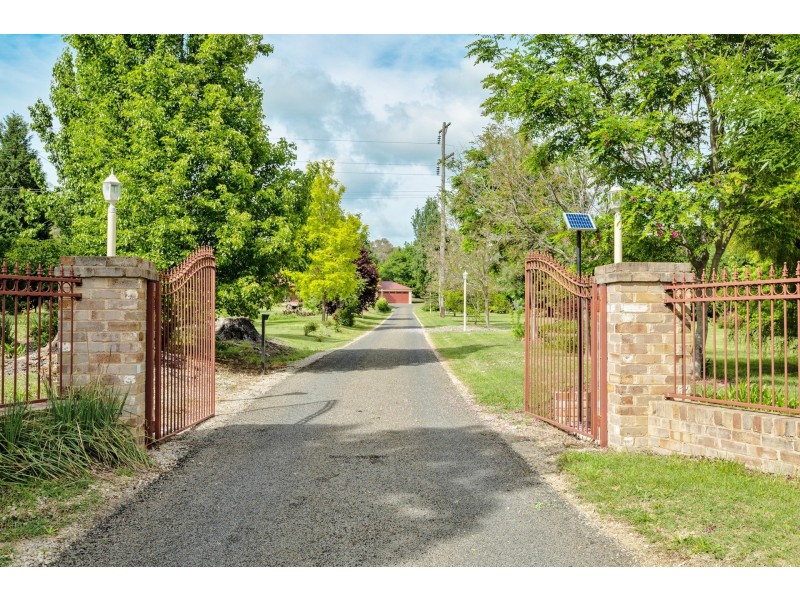 1024 Pipers Flat Road, Pipers Flat NSW 2847