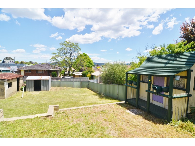 14 Ferro Street, Lithgow NSW 2790