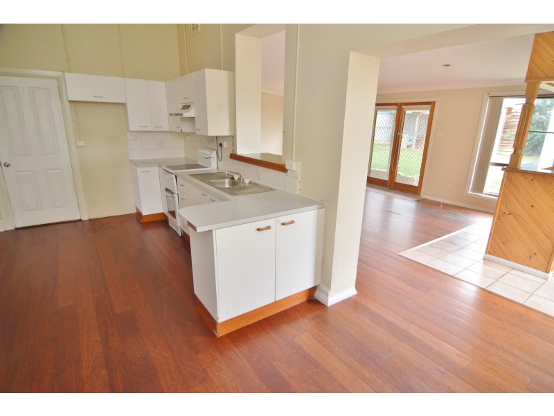 7 Martini Parade, Lithgow NSW 2790