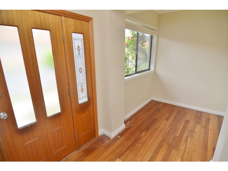 7 Martini Parade, Lithgow NSW 2790