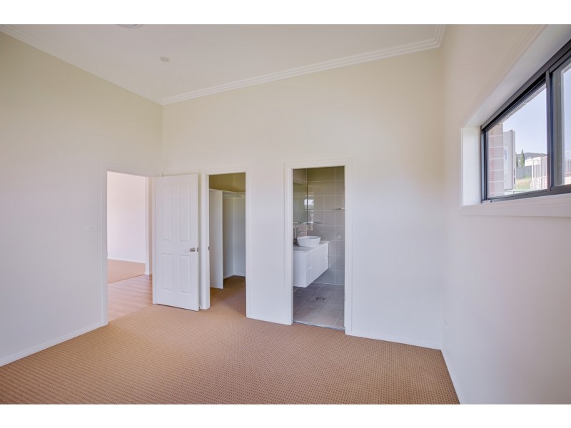 18 Thornton Avenue, Lithgow NSW 2790