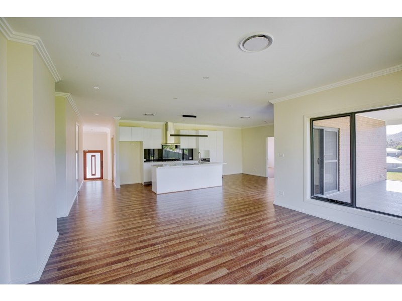 18 Thornton Avenue, Lithgow NSW 2790