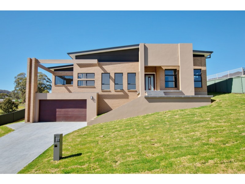 18 Thornton Avenue, Lithgow NSW 2790