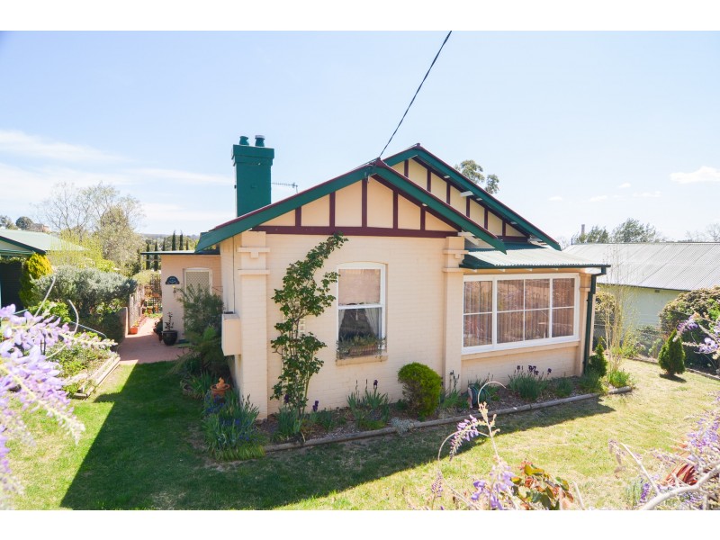18 Saville Street, Portland NSW 2847