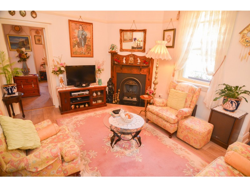 18 Saville Street, Portland NSW 2847